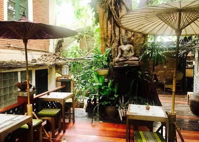 House By The Pond Aparthotel 3*